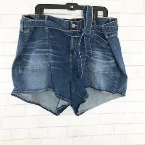 Torrid Belted High Rise Jean Shorts Women's Plus Size 28